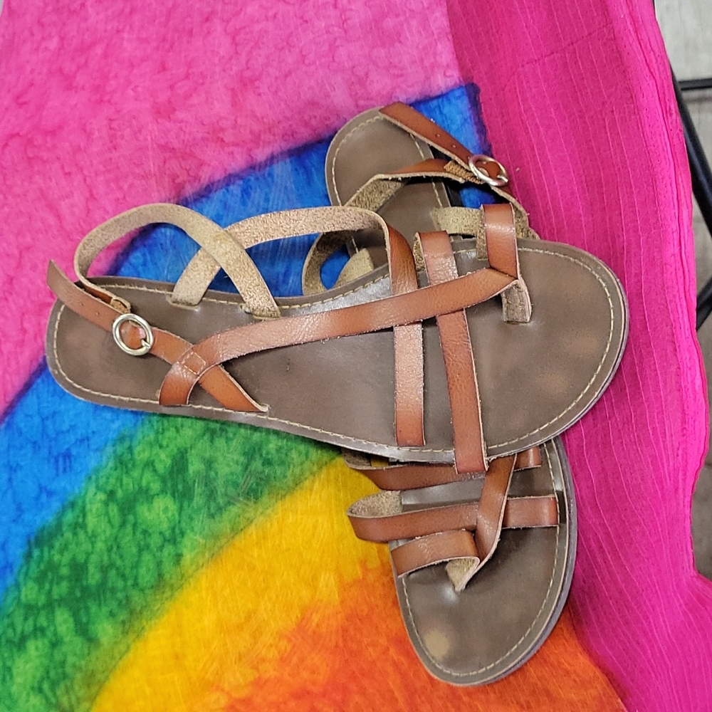 Faded Glory Strappy Sandal Size 10